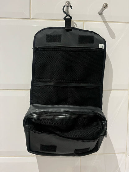 Trousse de toilette suspendue Récup'Osons
