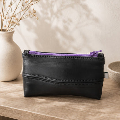 trousse de maquillage Récup'Osons en chambre à air parme